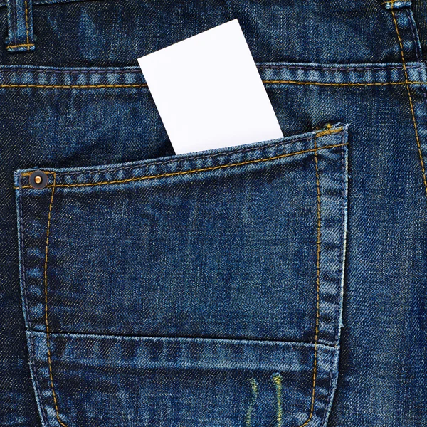 Tarjeta blanca en bolsillo de jeans —  Fotos de Stock