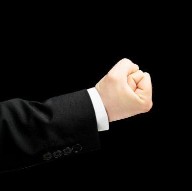 Sıkılı yumruk hareketle