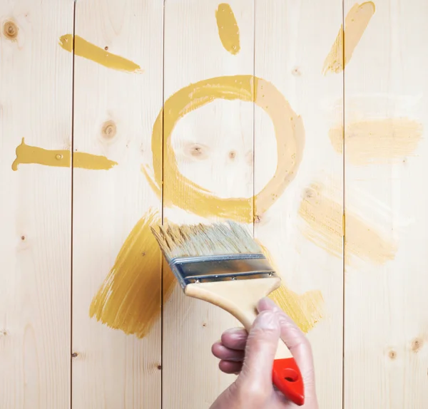 Sol amarelo simbólico desenhado — Fotografia de Stock