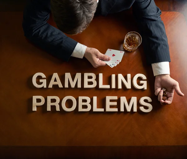 Fras Gambling problem och förkrossad man sammansättning — Stockfoto