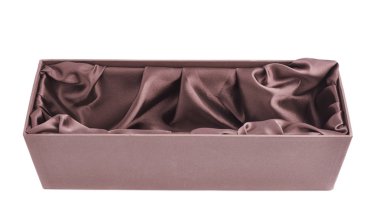 İzole uzun boylu hediye kutusu