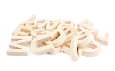 Ahşap blok harfler yığını