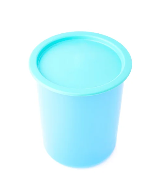 Blue plastic beaker cup with a cap — Stock Photo, Image