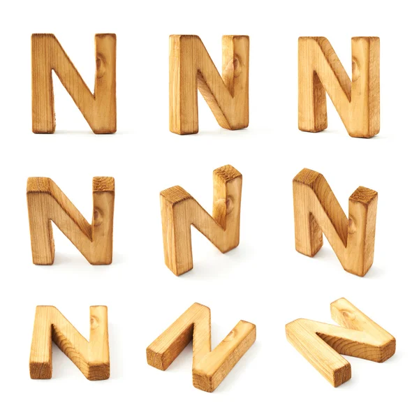 Dokuz blok ahşap harf N