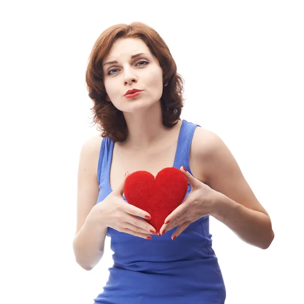 Žena hospodářství červené srdce — Stock fotografie