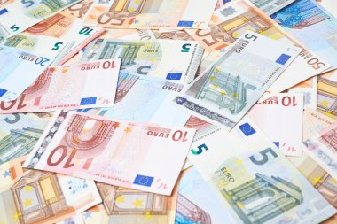 Euro banka notları ile kaplı yüzey