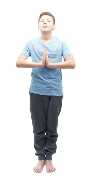 Junge beim Yoga — Stockfoto