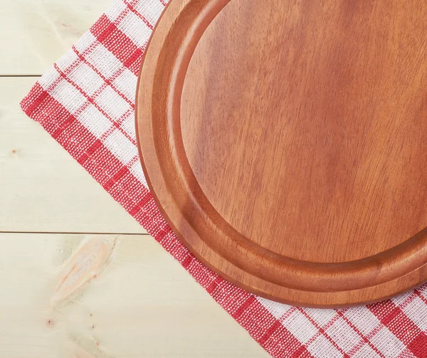 木製のテーブルの上のタオル — ストック写真