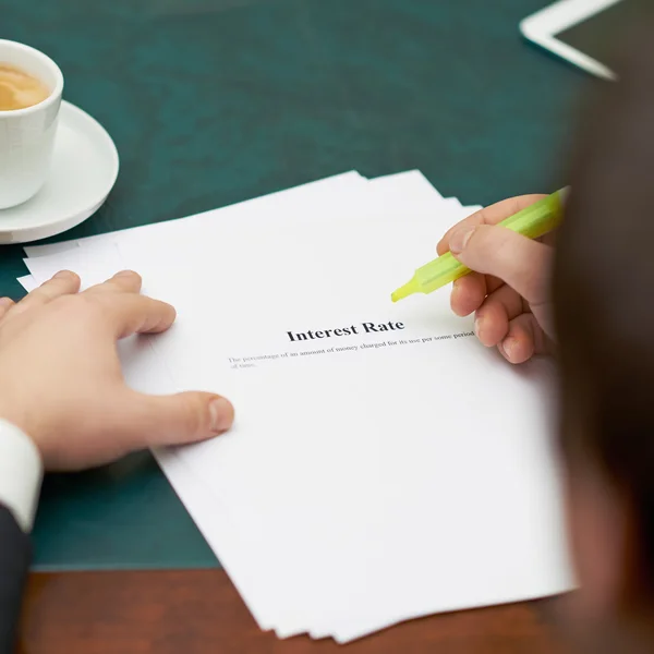 Marking words in an interest rate definition — Stock Photo, Image