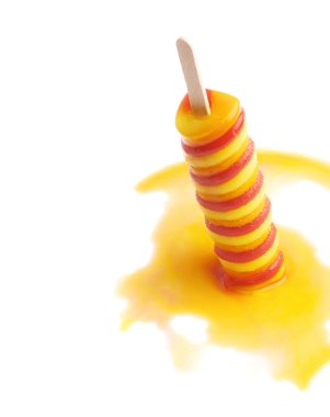 Bir çubuk üzerinde buz pop buzlu şeker