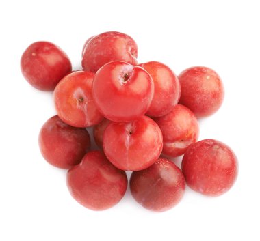 Birden çok kırmızı Erik yığını