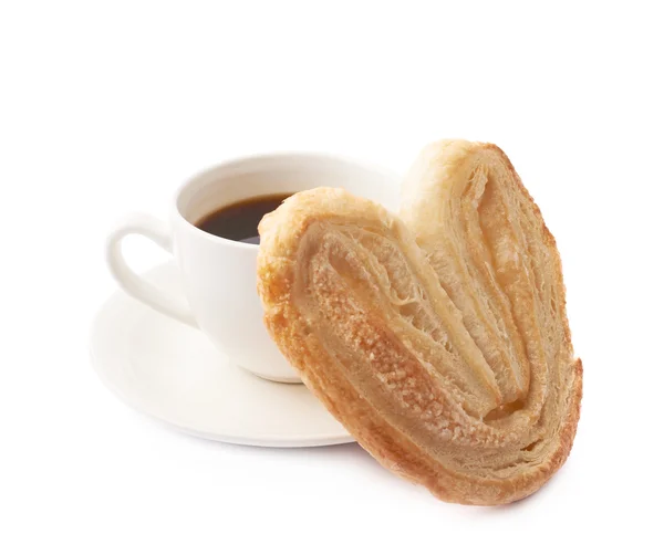 Hjärtformade kaka och kaffe — Stockfoto