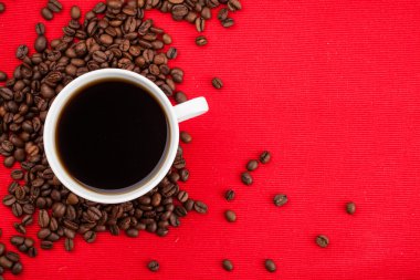 Bir fincan sade kahve.