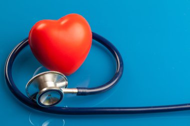 sağlık stetoskop ve kalp