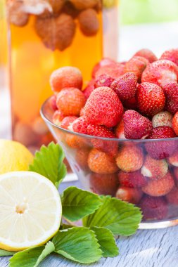 ev yapımı çilekli limonata