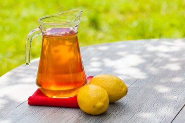 Taze ev yapımı limonata