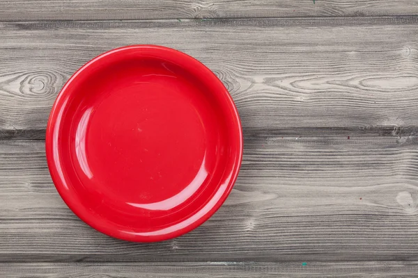 Empty red plate — Stock Photo, Image