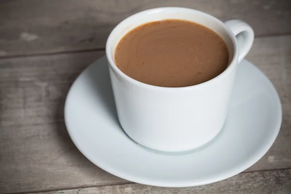 Чашка кави з тарілкою — стокове фото