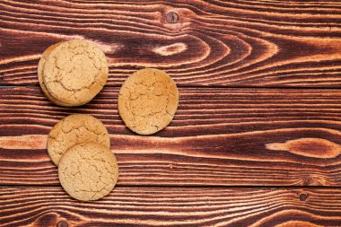 Yulaf ezmeli kurabiye rustik masada