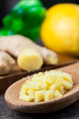 Ahşap ahşap karşı zencefil