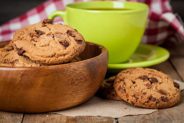 Galletas con chips de chocolate —  Fotos de Stock