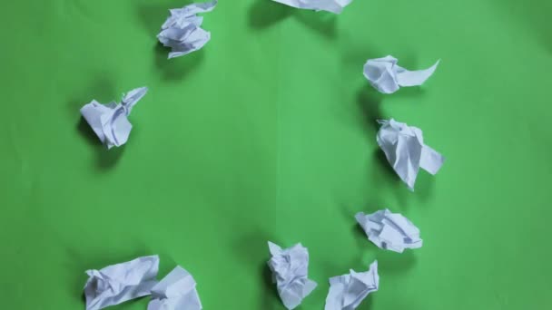 Stop motion paper opening green screen — Stock Video