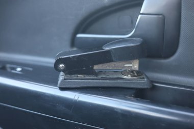 Kağıt zımba aracı, ofis nesnesi