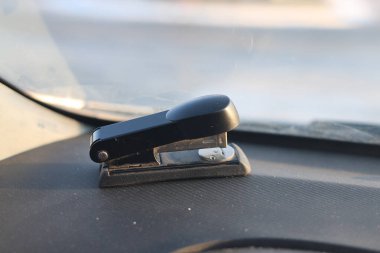 Kağıt zımba aracı, ofis nesnesi