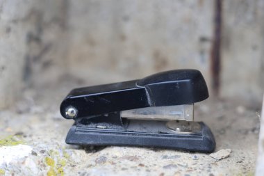 Kağıt zımba aracı, ofis nesnesi