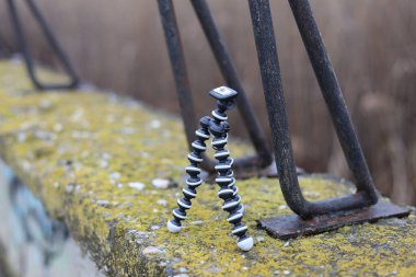 Mini esnek bir kamera tripodu, fotoğrafçılar ya da film yapımcıları ekipmanı.