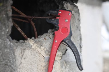 Kablo Striptizci Düz Kablolar, Elektrikçi sapı aracı