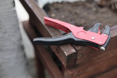 Kablo Striptizci Düz Kablolar, Elektrikçi sapı aracı