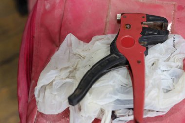 Kablo Striptizci Düz Kablolar, Elektrikçi sapı aracı