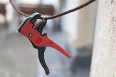 Kablo Striptizci Düz Kablolar, Elektrikçi sapı aracı