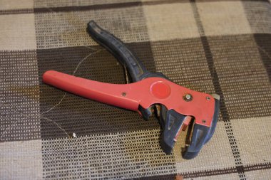 Kablo Striptizci Düz Kablolar, Elektrikçi sapı aracı