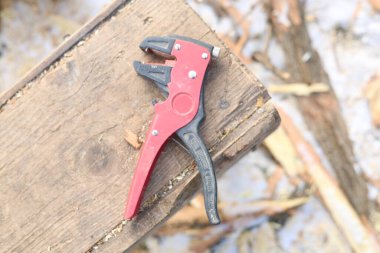 Kablo Striptizci Düz Kablolar, Elektrikçi sapı aracı