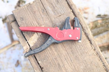 Kablo Striptizci Düz Kablolar, Elektrikçi sapı aracı