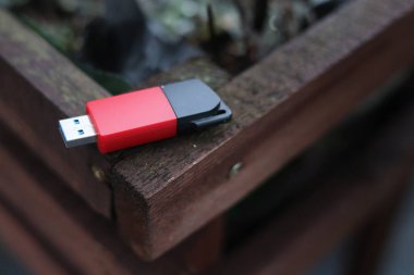 Usb taşınabilir bellek çubuğu, olağan dijital bellek depolama nesnesi