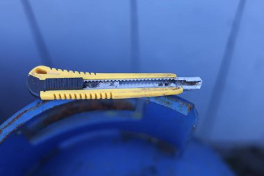 Kullanılan kesici el işi aracı