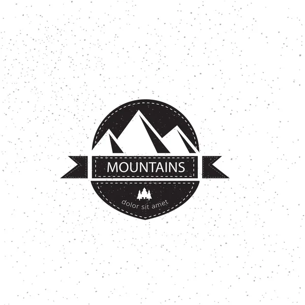 Mountain sticker design element in vintage style. Label, logo, badge and other design. Retro vector illustration. — Διανυσματικό Αρχείο