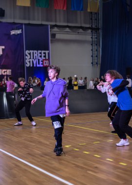 Dans Şampiyonası Sokak Stili Yarışması. Solo Pro Juniors Boys.