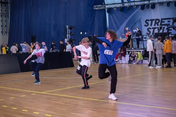 Dans Şampiyonası Sokak Stili Yarışması. Solo Pro Juniors Boys.