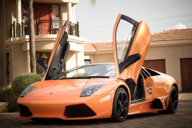 Lamborghini 