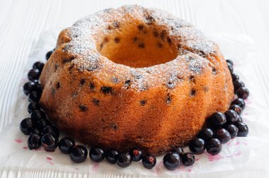 Kuru üzüm Pasta krema şeker ile