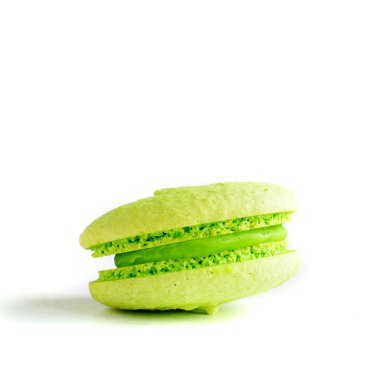 Yeşil acıbadem kurabiyesi (badem çerez)