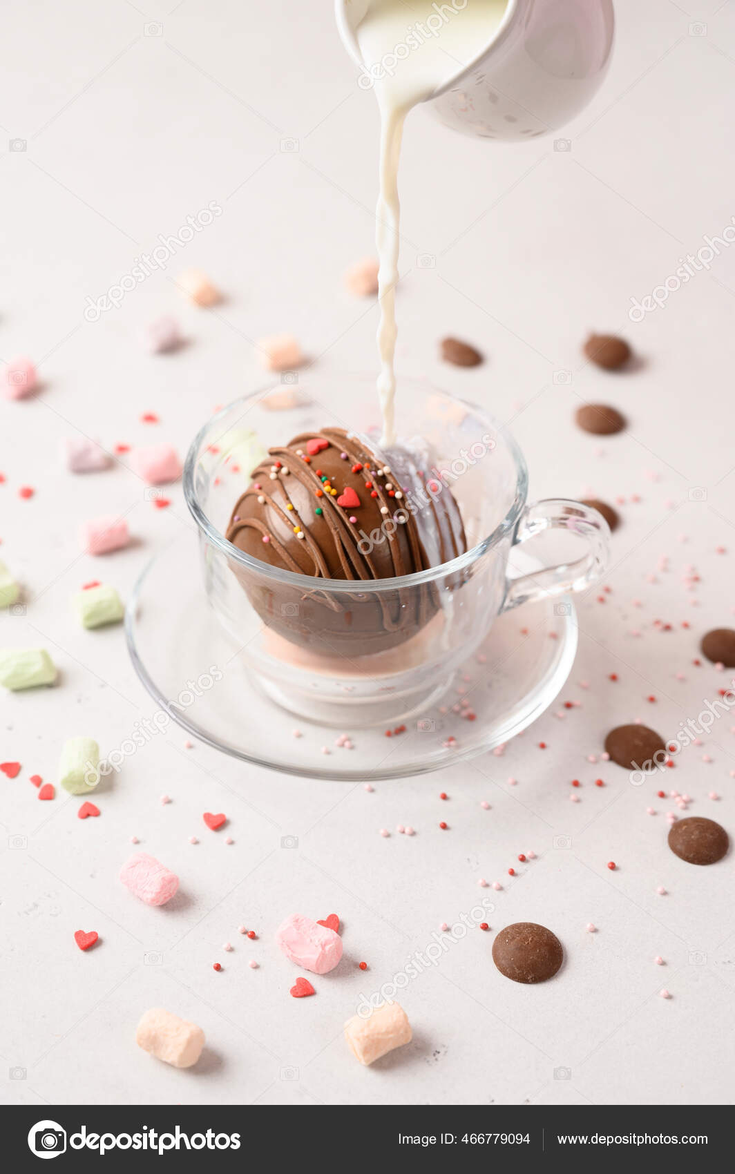 Un Chocolat Chaud Riche Et Crémeux Garni De Mini Guimauves