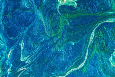 Sıvı sanatının tekniğinde turkuaz mavi soyut arka plan. sıvı sanat modeli. Orijinal sanat. Okyanus ve deniz yüzeyinin derinliğinin simülasyonu. Modern tasarım. Akrilik boyalarla çizim