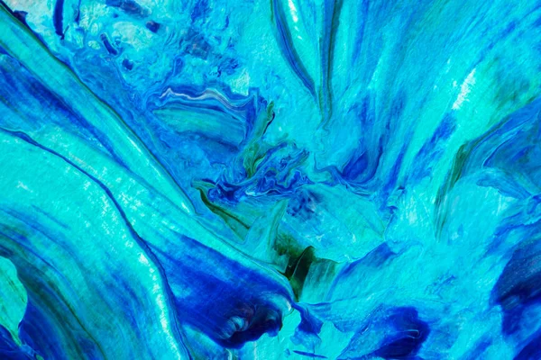 摘要蓝色背景带丙烯酸涂料 夏季艺术背景 天然蓝绿色波浪质感 绘画中的印象主义 海洋等 绘画动作的宏观摄影 当代艺术 — 图库照片
