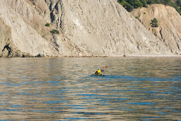 Man Yellow Life Jacket Rowing Kayak People Kayaks Swim Sea — Stock Photo, Image