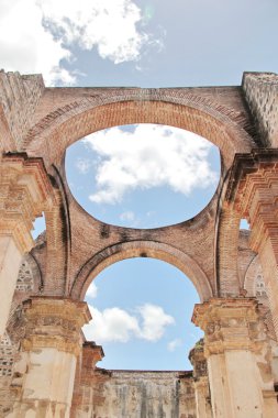 Antigua, Guatemala: 154 içinde inşa Santiago Katedrali, kalıntıları